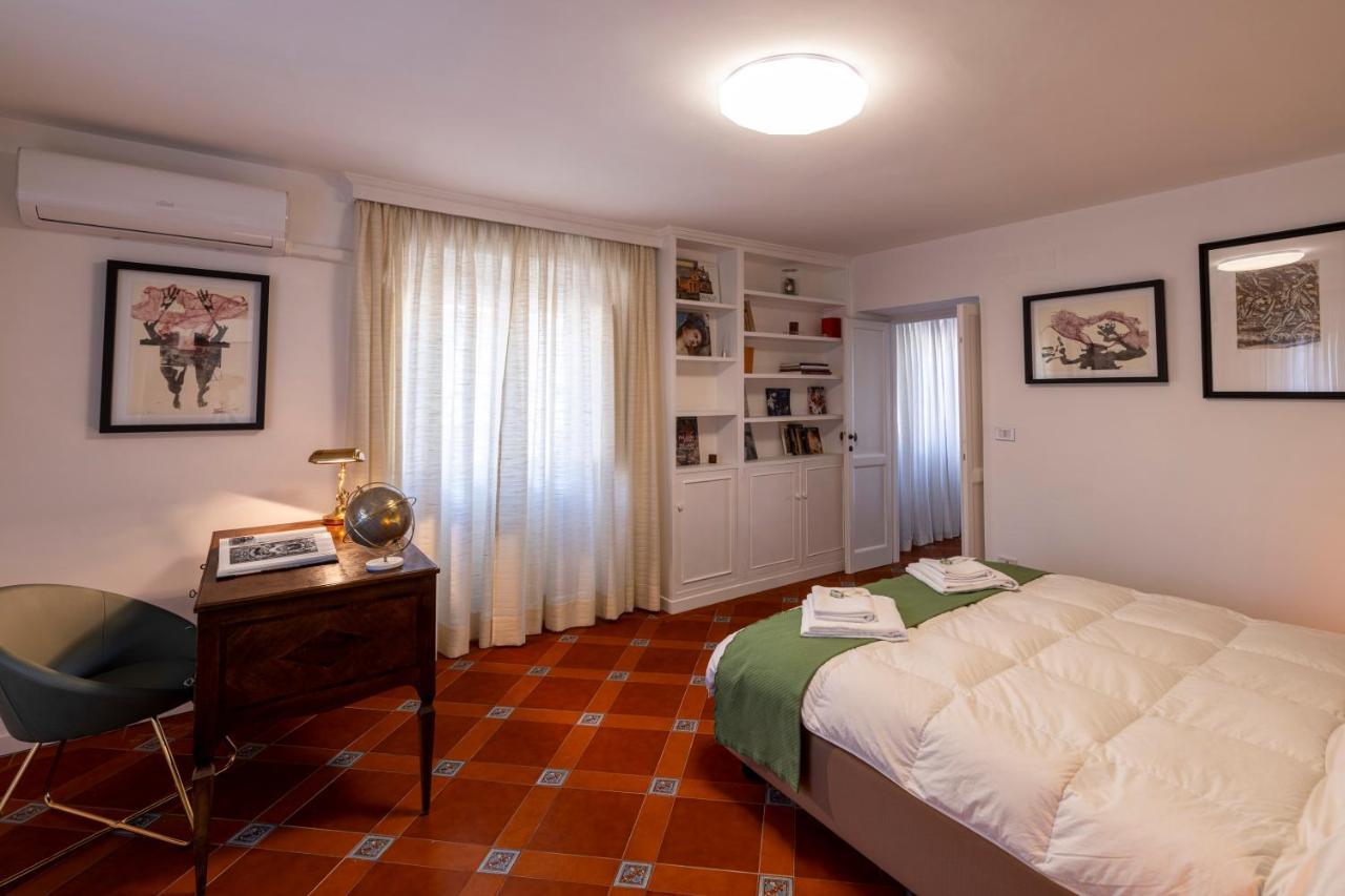 Parlamento Luxury Apartment Roma Exterior foto