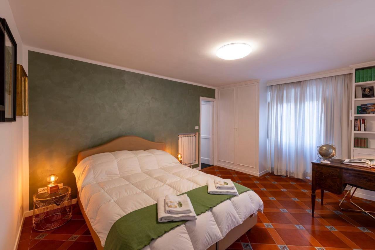 Parlamento Luxury Apartment Roma Exterior foto
